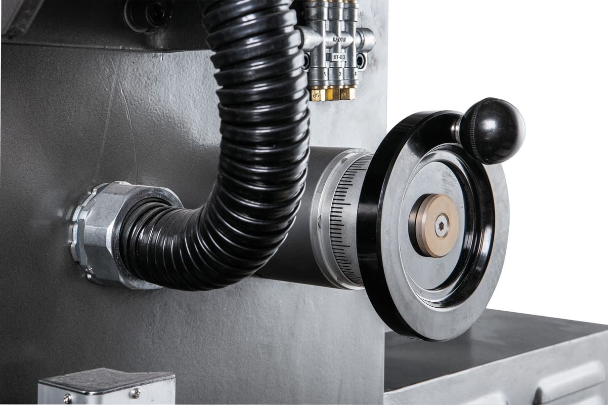 JET JUTM-1834 Servo DRO Универсальный фрезерный станок (JET Дисконт)